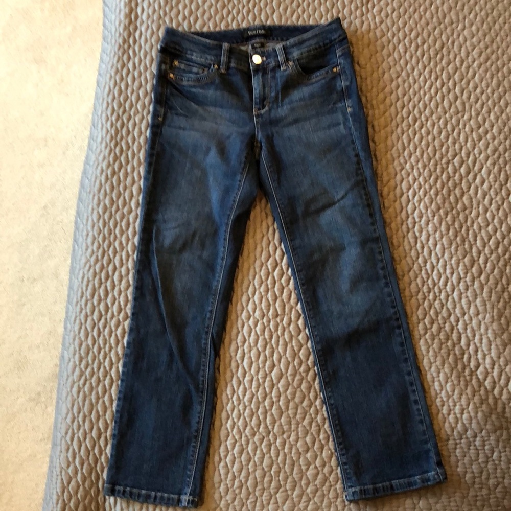 Cute WHBM cropped jeans